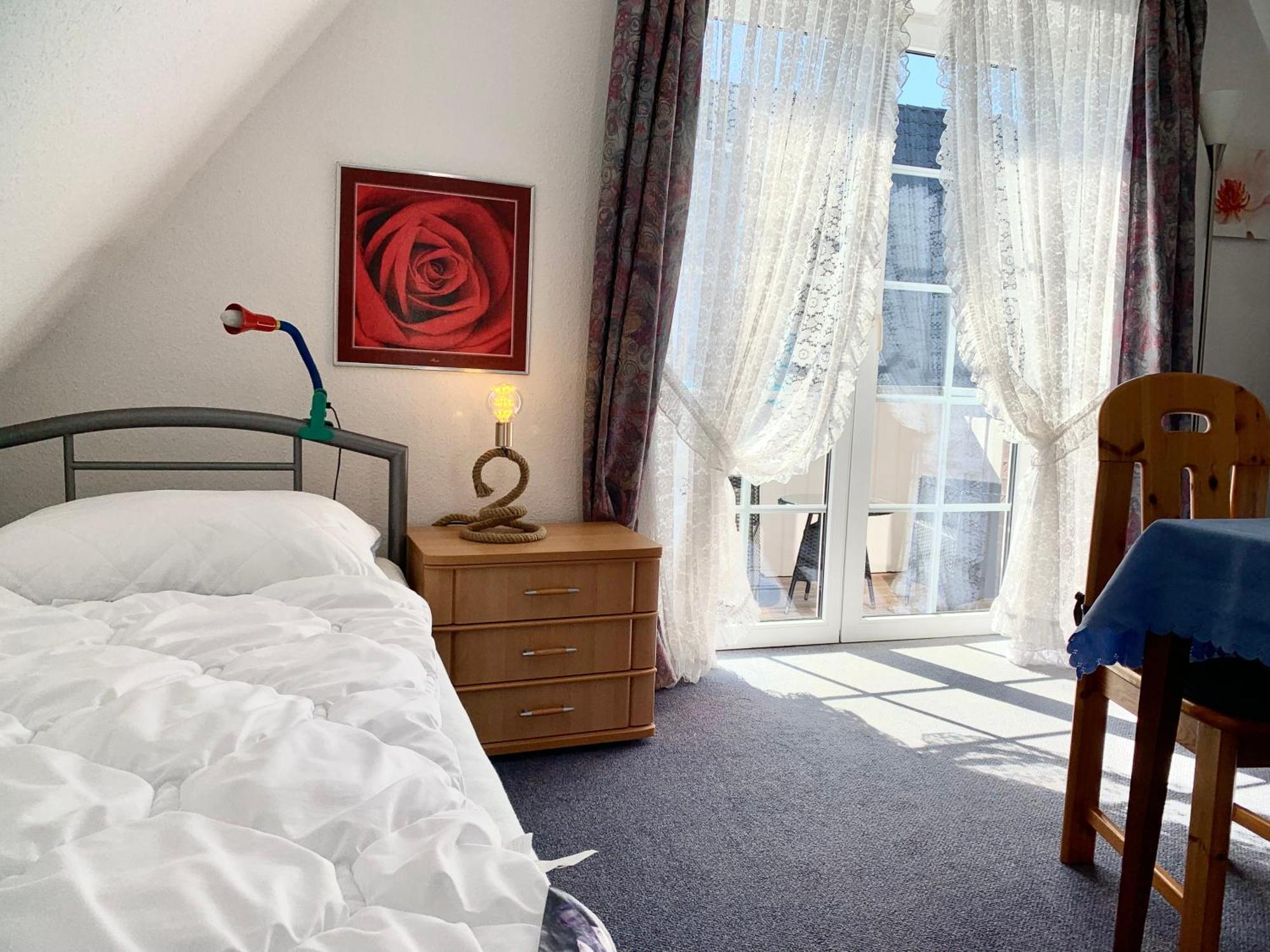Haus Aquamarin-Apartment Smaragd In Strandnaehe Büsum Екстериор снимка